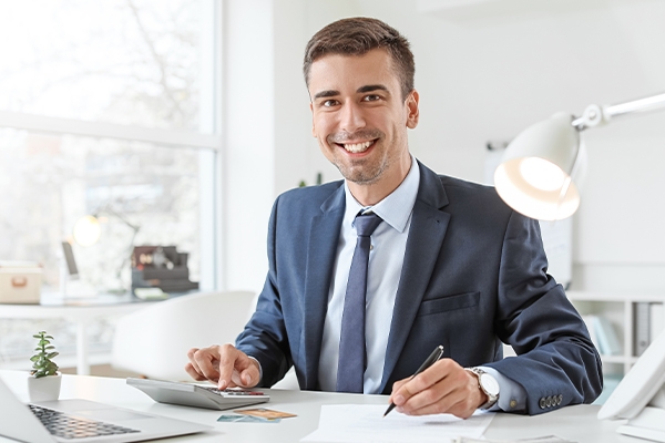 Recrutement de comptable, expert financier... à Antibes et partout en France Recrutement de comptable, expert financier... à Antibes et partout en France